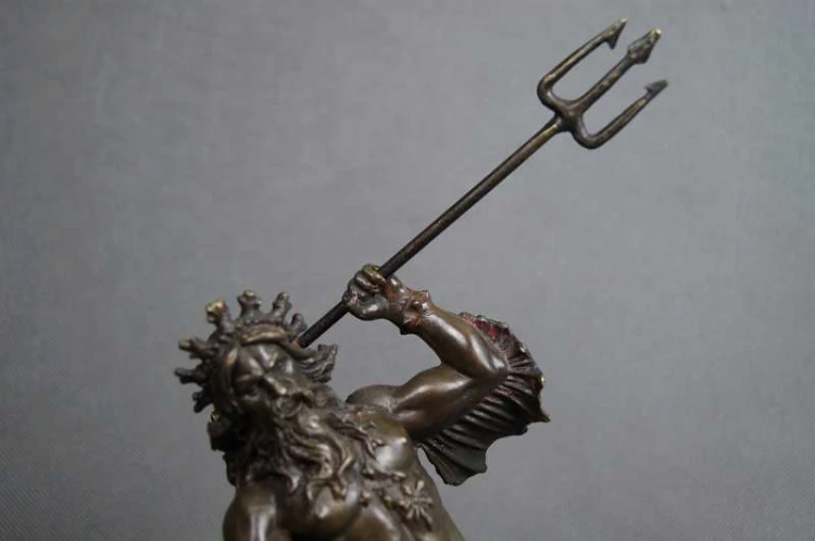Neptun Posejdon figura brąz patynowany