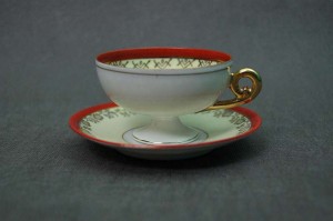 Urocza kolekcjonerska mokka z popiersiem kobiety