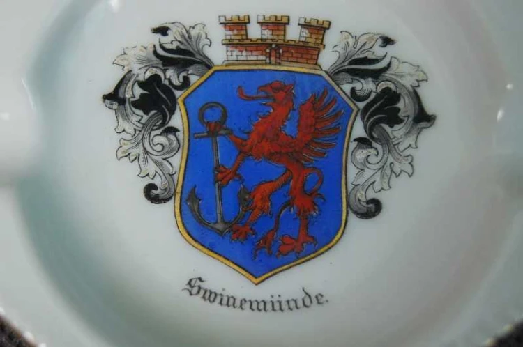 Kolekcjonerska popielniczka Herb Świnoujście - Swinemunde