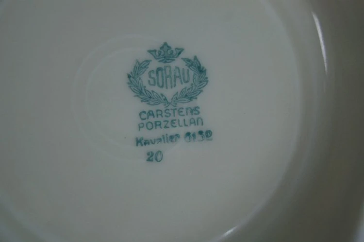 Sorau C. & E. Carstens Kavalier salaterka 1