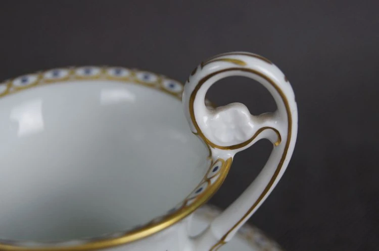 Porcelana Richard Ginori filiżanka ze spodkiem do kawy