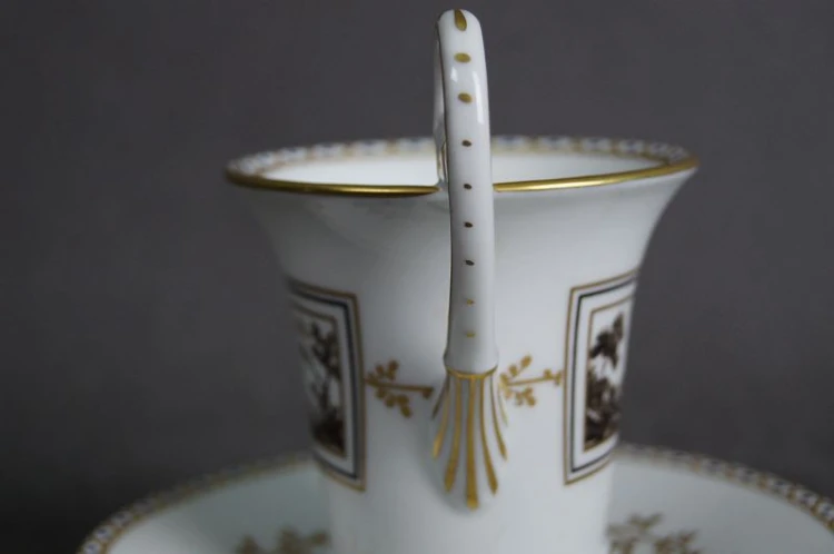 Porcelana Richard Ginori filiżanka ze spodkiem do kawy