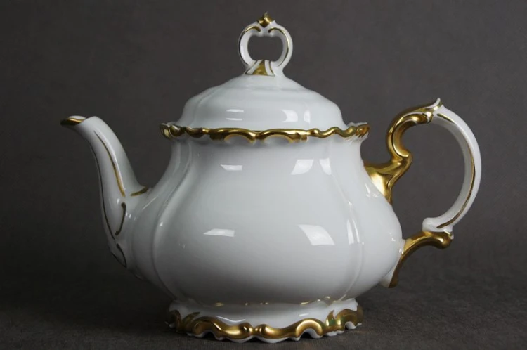 Porcelana Edelstein piękny dzbanek do herbaty