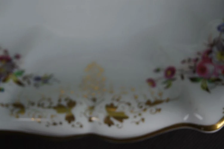 Porcelanowa patera z końca XIX wieku 1