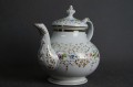 Porcelanowy imbryk do herbaty z końca XIX wieku