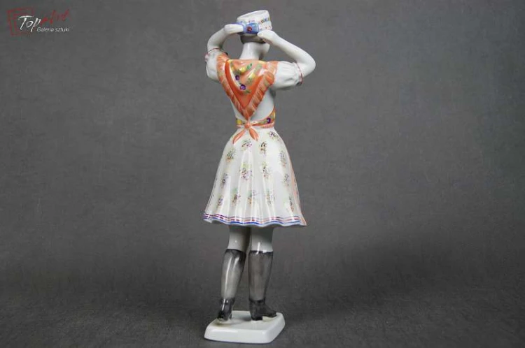 Figura Hollohaza Węgry lata 60 kobieta w stroju ludowym Okaz!!!