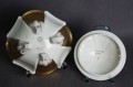 Porcelana AL-KA gustowna bomboniera ecru złoto Polecam !
