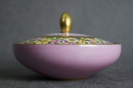 Porcelana Furstenberg ręcznie malowana kolekcjonerska bomboniera