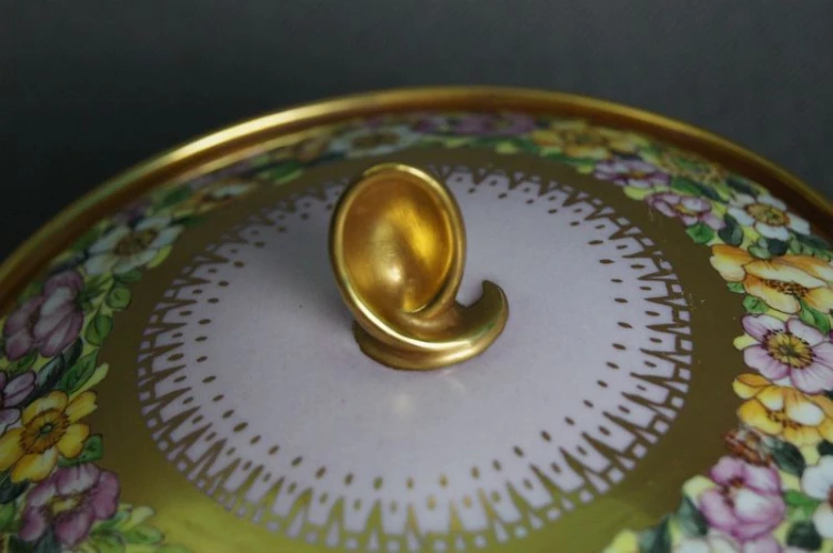 Porcelana Furstenberg ręcznie malowana kolekcjonerska bomboniera