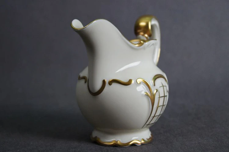 Porcelana Sorau - Żary kolekcjonerski mlecznik