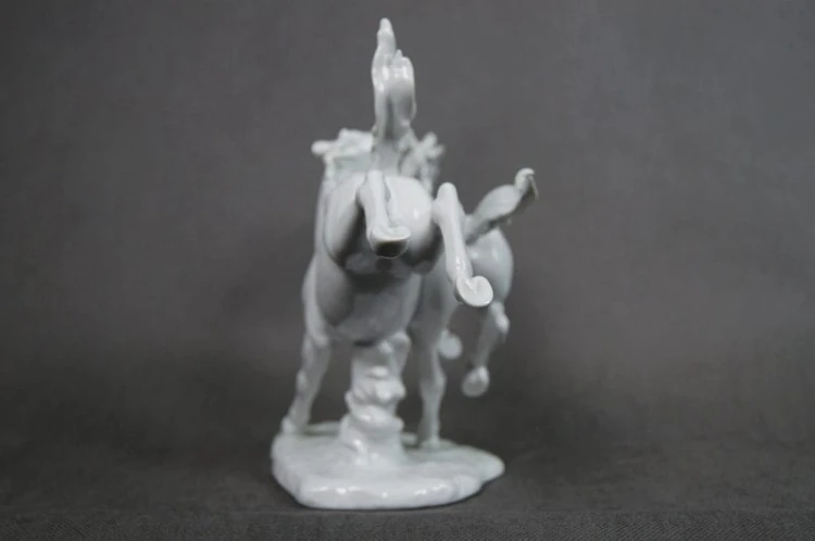 Porcelana Wallendorf - Dwa konie w galopie piękna figura !!!