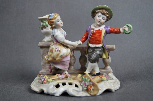 Stara porcelana Figura bawiących się dzieci wytwórnia Plaue