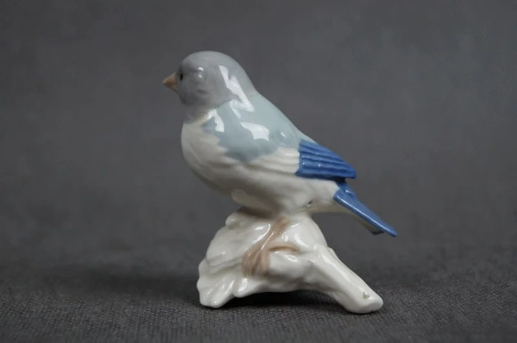 Mała figurka ptaszka stara porcelana marka Goebel