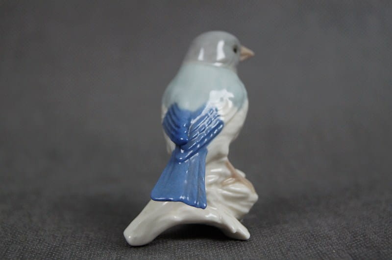 Mała figurka ptaszka stara porcelana marka Goebel