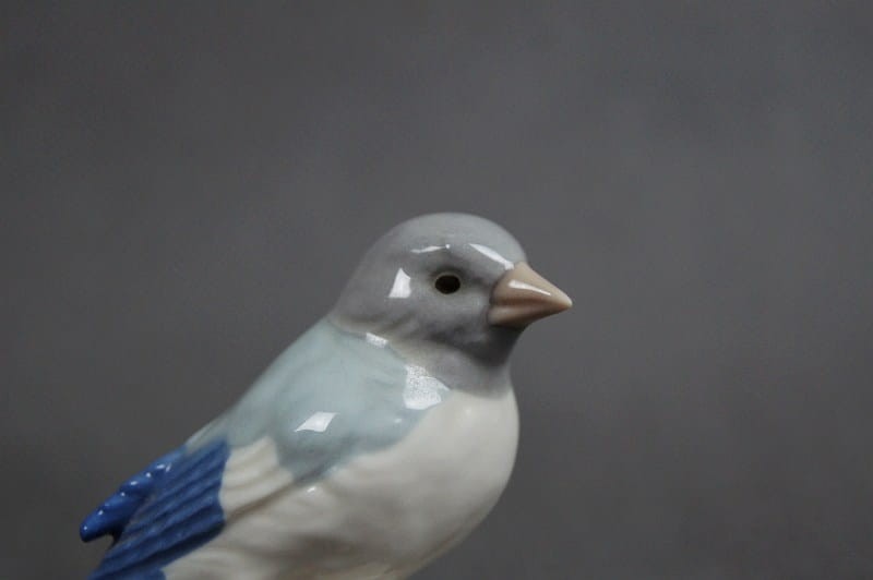 Mała figurka ptaszka stara porcelana marka Goebel