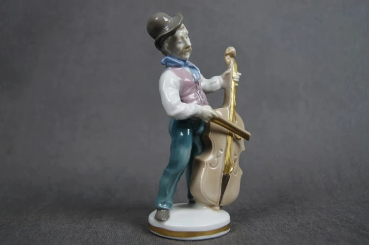 Porcelana Gräfenthal kontrabasista z kapeli