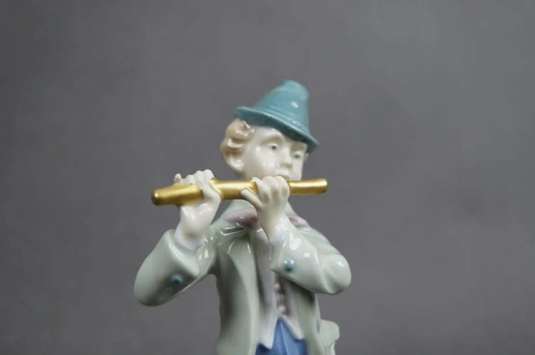 Porcelana Gräfenthal flecista z kapeli