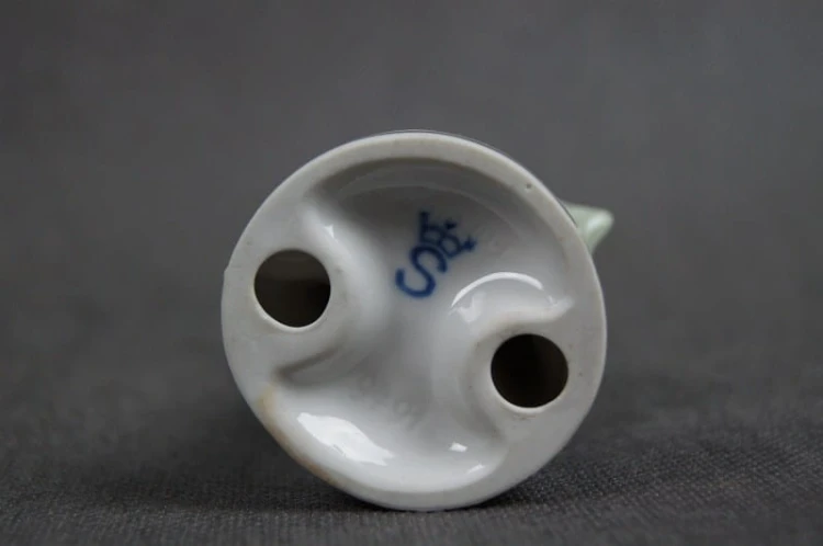 Porcelana Gräfenthal flecista z kapeli