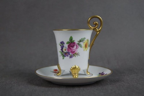 Porcelana Tirschenreuth urocza filiżaneczka ze spodkiem