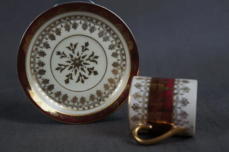 Porcelanowa filiżanka ze spodkiem Alt Wien