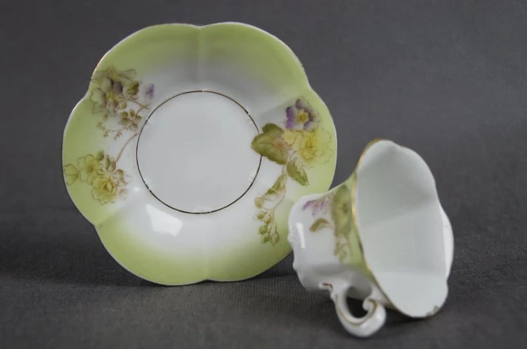 Porcelana Bavaria filiżanka ze spodkiem secesja 2