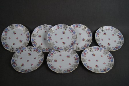 Talerzyki deserowe porcelana Schumann 8 sztuk