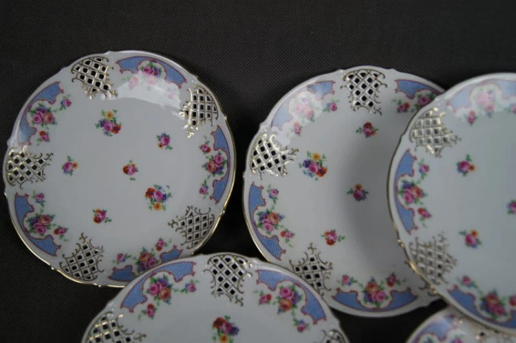 Talerzyki deserowe porcelana Schumann 8 sztuk