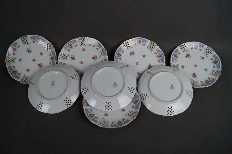 Talerzyki deserowe porcelana Schumann 8 sztuk