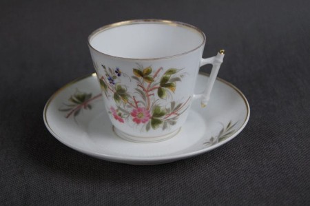 Porcelanowa filiżanka do kawy ze spodkiem 2