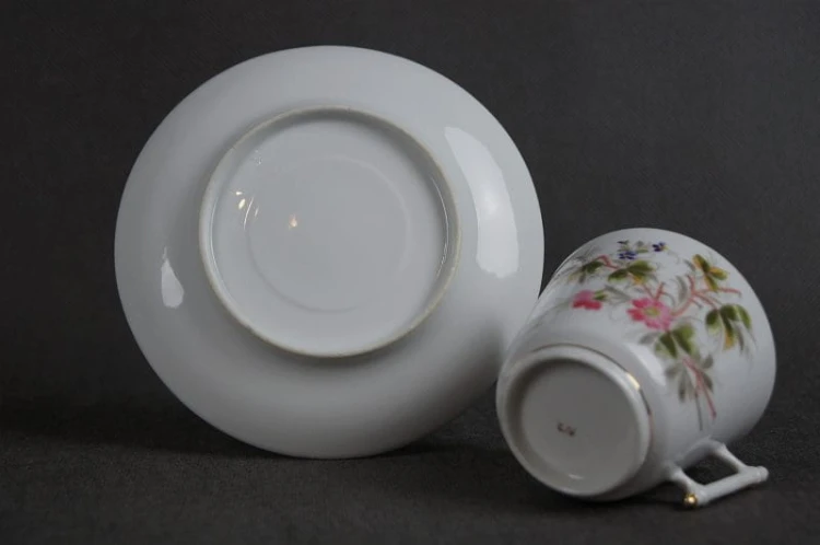 Porcelanowa filiżanka do kawy ze spodkiem 2