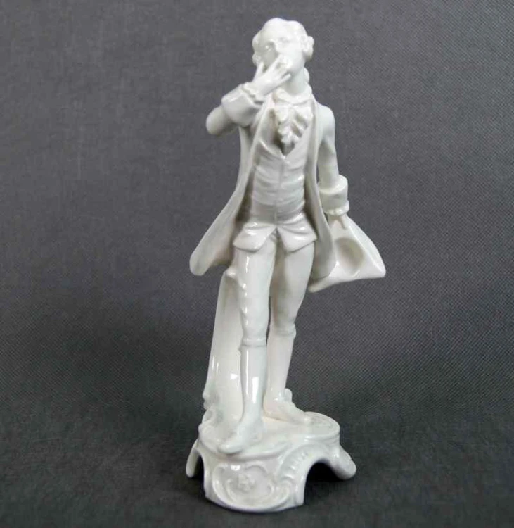 GOEBEL WYTWORNY PANICZ CUDOWNA FIGURA !!!
