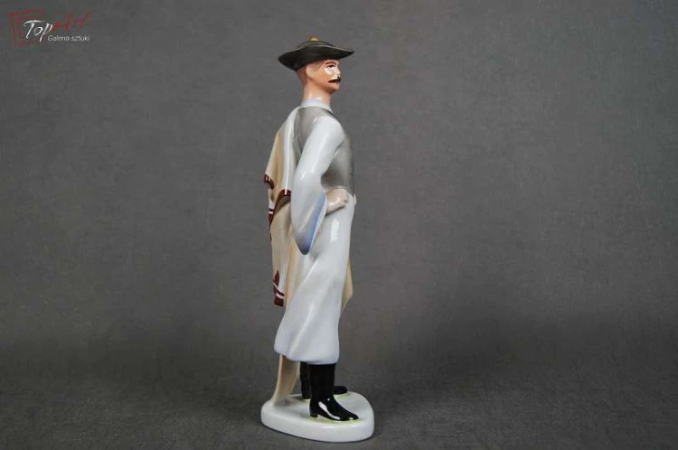 Porcelana Aqincum Budapest lata 60 mężczyzna w stroju ludowym Okaz!!!