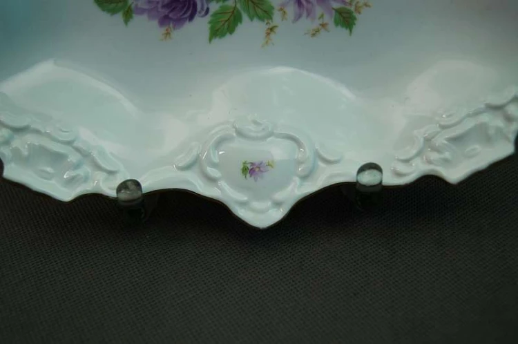 Porcelana Kaiser cudowna patera kwiaty złoto