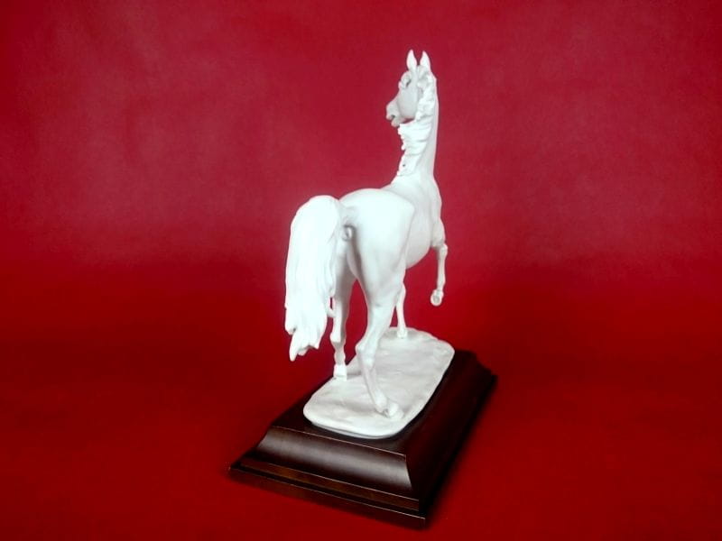 Porcelana Kaiser W. Gawantka duża Figura konia